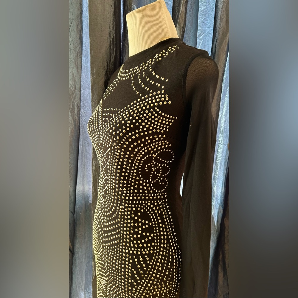 HOT! Little Black Dress